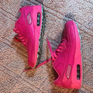 PINK air max.